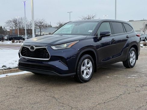 Used 2022 Toyota Highlander L image 7