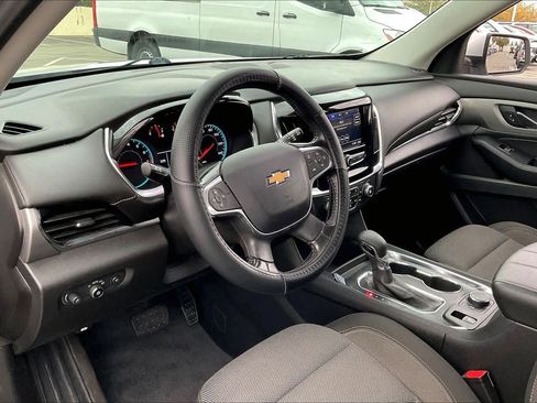 Used 2021 Chevrolet Traverse LT w/ LPO, Cargo Package image 15