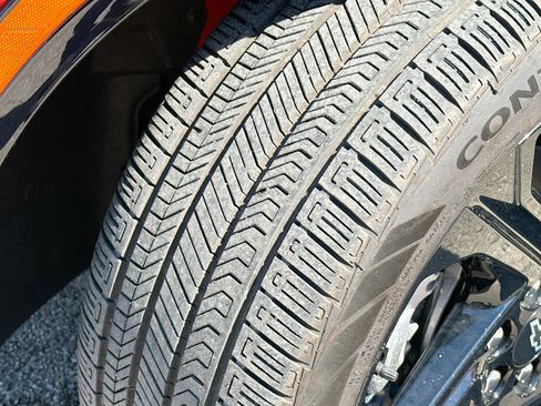 Used 2025 Chevrolet Equinox EV RS image 41