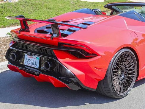 Used 2017 Lamborghini Huracan LP 580-2 image 12