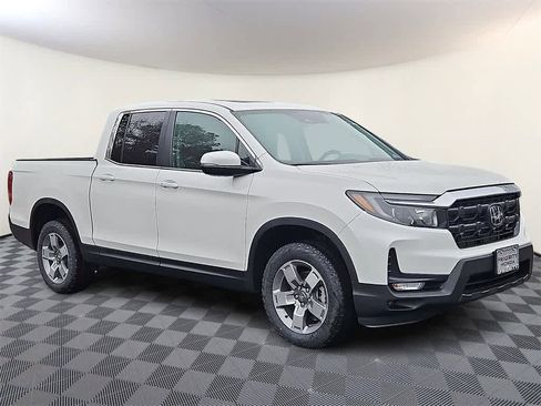 New 2026 Honda Ridgeline RTL image 2