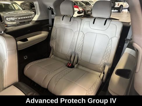 Used 2023 Jeep Grand Cherokee L Summit w/ Advanced Protech Group IV AWD/4WD image 7