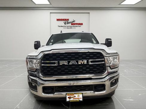 Used 2024 RAM 2500 Big Horn AWD/4WD image 8