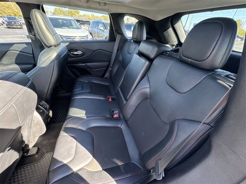 Used 2022 Jeep Cherokee Trailhawk w/ Sun, Sound & Nav Group image 23