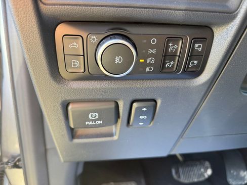 New 2025 Ford F150 Lariat w/ Equipment Group 501A Mid image 31