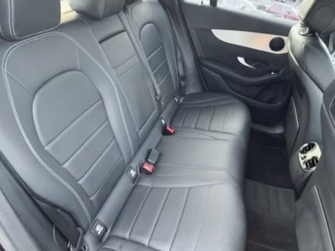 Used 2019 Mercedes-Benz GLC 300 image 30