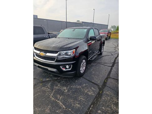 Used 2018 Chevrolet Colorado LT w/ LT Convenience Package AWD/4WD image 4