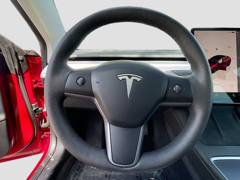 Used 2023 Tesla Model 3 Standard Range RWD image 10