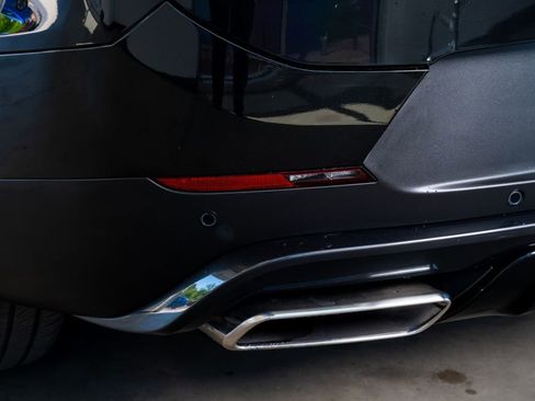 Used 2023 Land Rover Range Rover Sport SE image 24