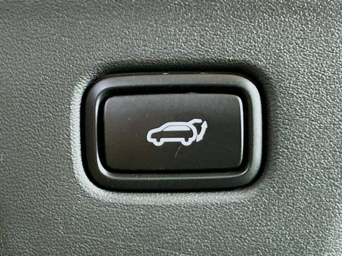 Used 2024 Kia EV6 Wind w/ Wind Technology Package AWD/4WD image 29