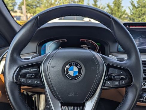 Used 2021 BMW 530i w/ Convenience Package image 22