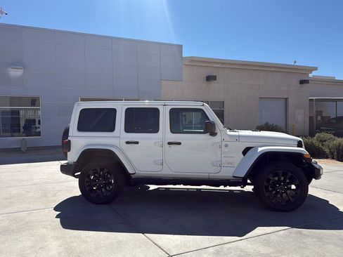 Certified 2024 Jeep Wrangler Unlimited Sahara AWD/4WD image 5