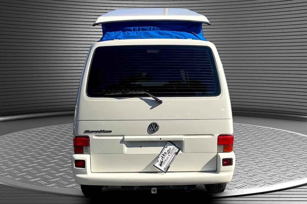 Used 2002 Volkswagen Eurovan MV FWD image 5