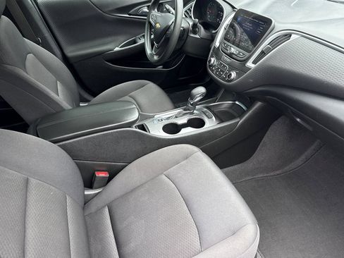 Used 2023 Chevrolet Malibu LT FWD image 24