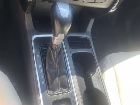 Used 2018 Ford Escape SEL w/ SEL Sport Appearance Package FWD image 22