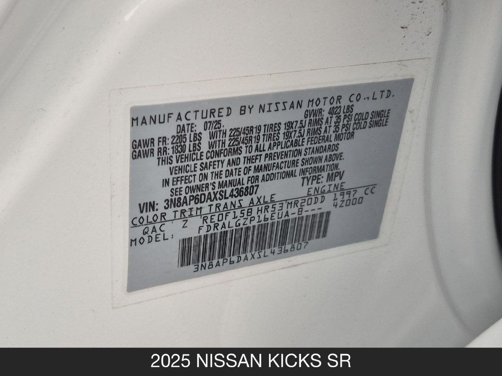 Certified 2025 Nissan Kicks SR FWD image 26