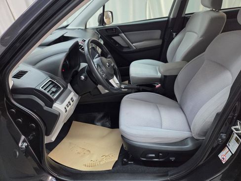 Used 2018 Subaru Forester 2.5i Premium AWD/4WD image 17