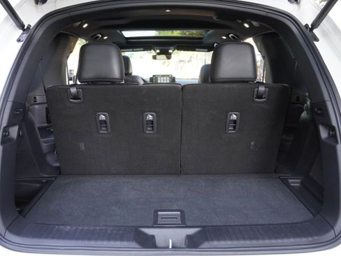 Used 2025 Honda Pilot TrailSport image 43