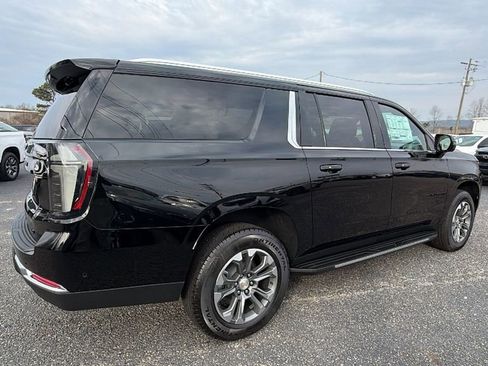 New 2026 Chevrolet Suburban LT w/ Comfort Package image 5