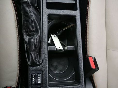 Used 2017 Subaru Crosstrek 2.0i Limited image 15