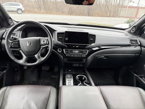 Used 2024 Honda Ridgeline Black Edition image 12