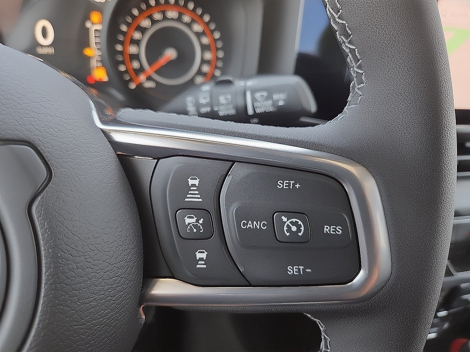 New 2026 Jeep Wrangler Unlimited Sahara w/ Safety Group AWD/4WD image 18