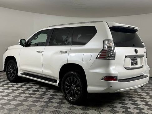 Used 2023 Lexus GX 460 Premium w/ Premium Package AWD/4WD image 7