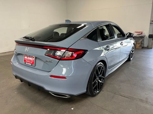 Used 2024 Honda Civic Sport Touring image 3