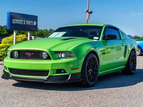 Used 2014 Ford Mustang GT w/ Equipment Group 301A RWD image 3