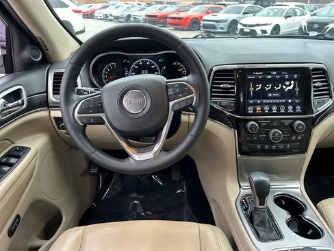 Used 2021 Jeep Grand Cherokee Limited w/ Trailer Tow Group IV image 12