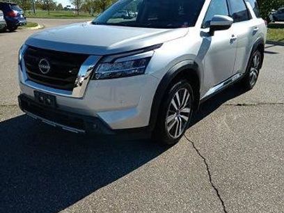 Certified 2022 Nissan Pathfinder Platinum