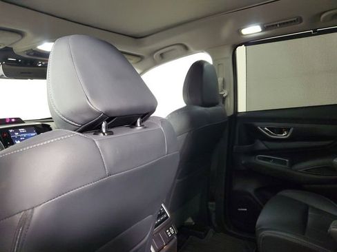 Used 2023 Subaru Ascent Limited w/ Technology Package image 14