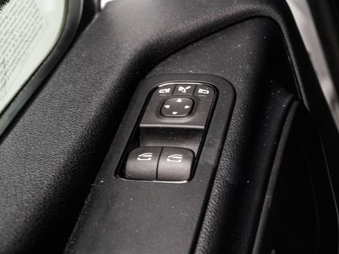 Used 2022 Mercedes-Benz Sprinter 2500 image 29