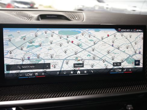 Used 2024 BMW X7 M60i AWD/4WD image 16