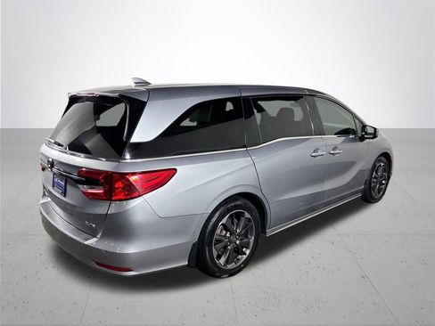 Used 2023 Honda Odyssey Elite image 6