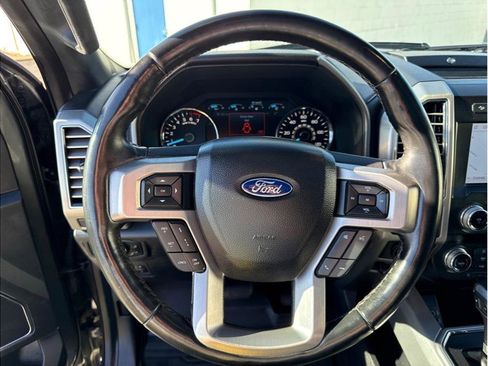 Used 2019 Ford F150 Platinum w/ Equipment Group 701A Luxury image 41