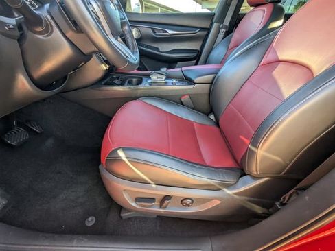 Used 2023 INFINITI QX50 Sport FWD image 19