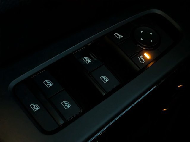 Used 2023 Nissan Pathfinder S AWD/4WD image 22