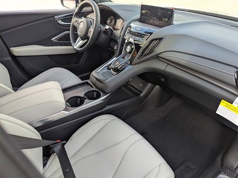 New 2026 Acura RDX SH-AWD image 16