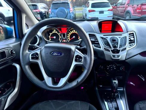 Used 2012 Ford Fiesta SE image 18