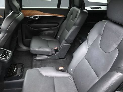 Used 2023 Volvo XC90 B6 Plus w/ Protection Package Premier AWD/4WD image 21