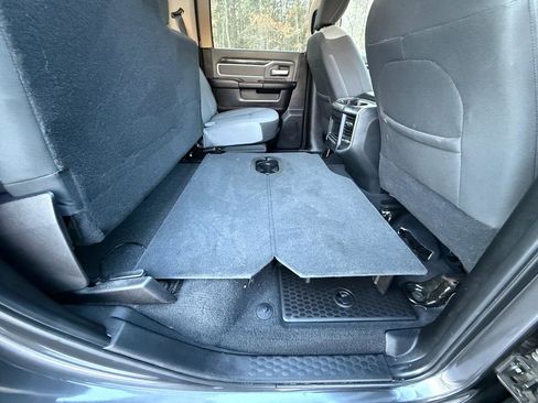 Used 2019 RAM 2500 Big Horn image 33