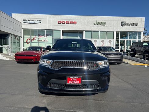 Certified 2024 Dodge Durango SXT w/ 3rd Row Seating Group image 2