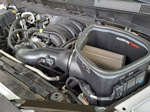 Used 2020 Chevrolet Silverado 1500 High Country w/ Trailer Camera Package image 39