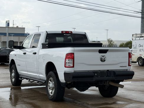 Used 2021 RAM 2500 Tradesman w/ Chrome Appearance Group AWD/4WD image 6