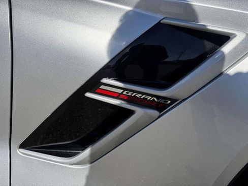 Used 2018 Chevrolet Corvette Grand Sport image 10