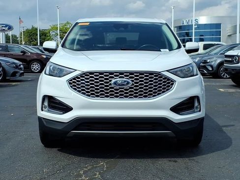 Used 2024 Ford Edge SEL w/ Convenience Package AWD/4WD image 2