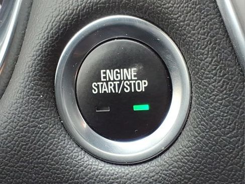 Used 2023 Chevrolet Traverse Premier AWD/4WD image 24