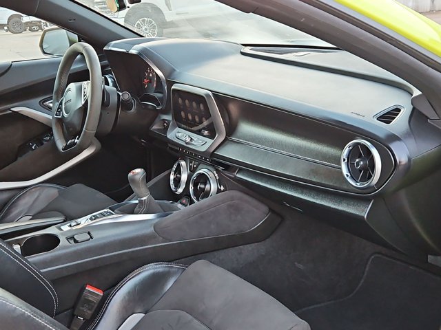 Used 2021 Chevrolet Camaro SS RWD image 16