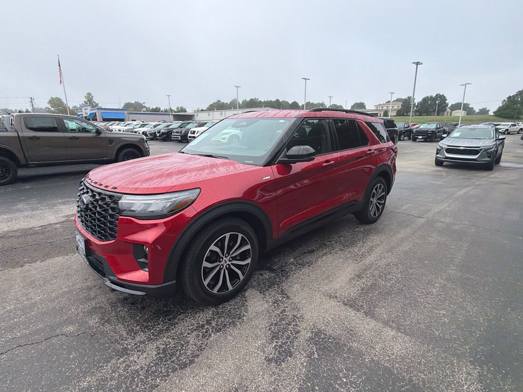 Used 2026 Ford Explorer ST-Line w/ Premium Package RWD image 7